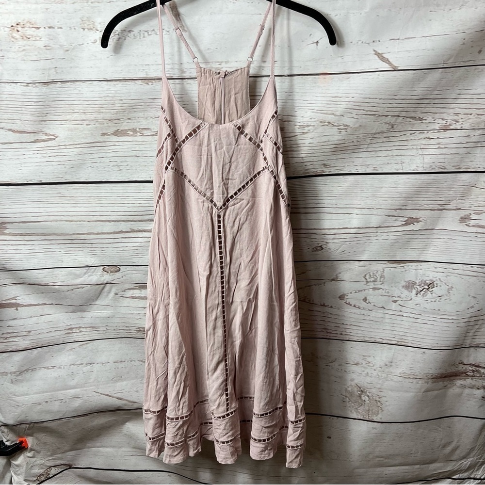 NWT Lulu’s Sister Moon Mauve Embroidered Swing Dress Medium - Picture 2 of 7